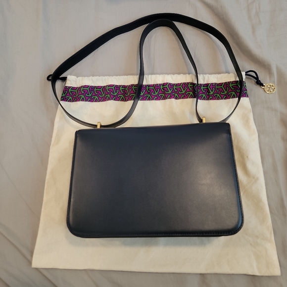 Tory Burch Convertible Eleanor Bag - Picture 2 of 7